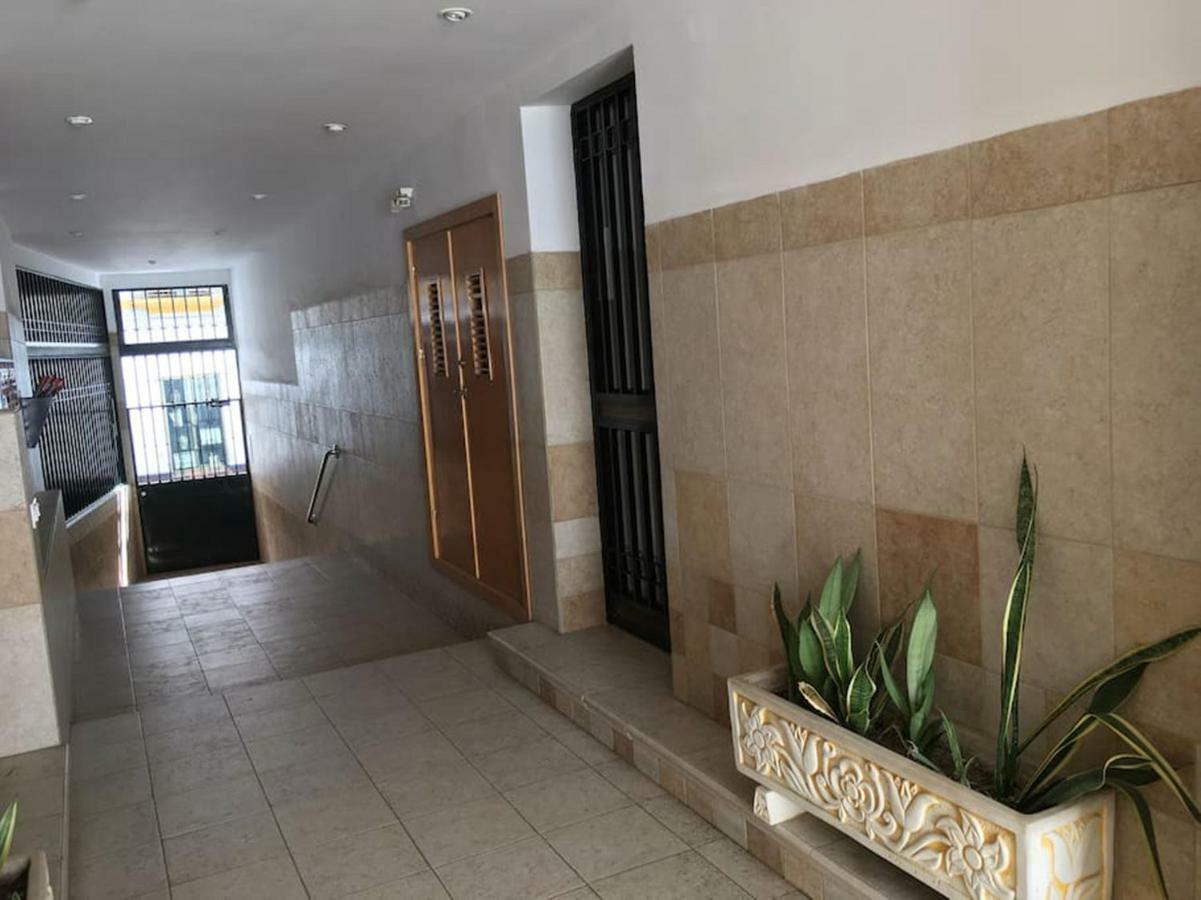 Apartamento Jardin De Santa Paula Sevilla Kültér fotó